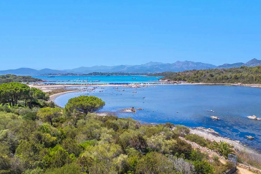 Hotel Club Baja Bianca con PACCHETTO NAVE